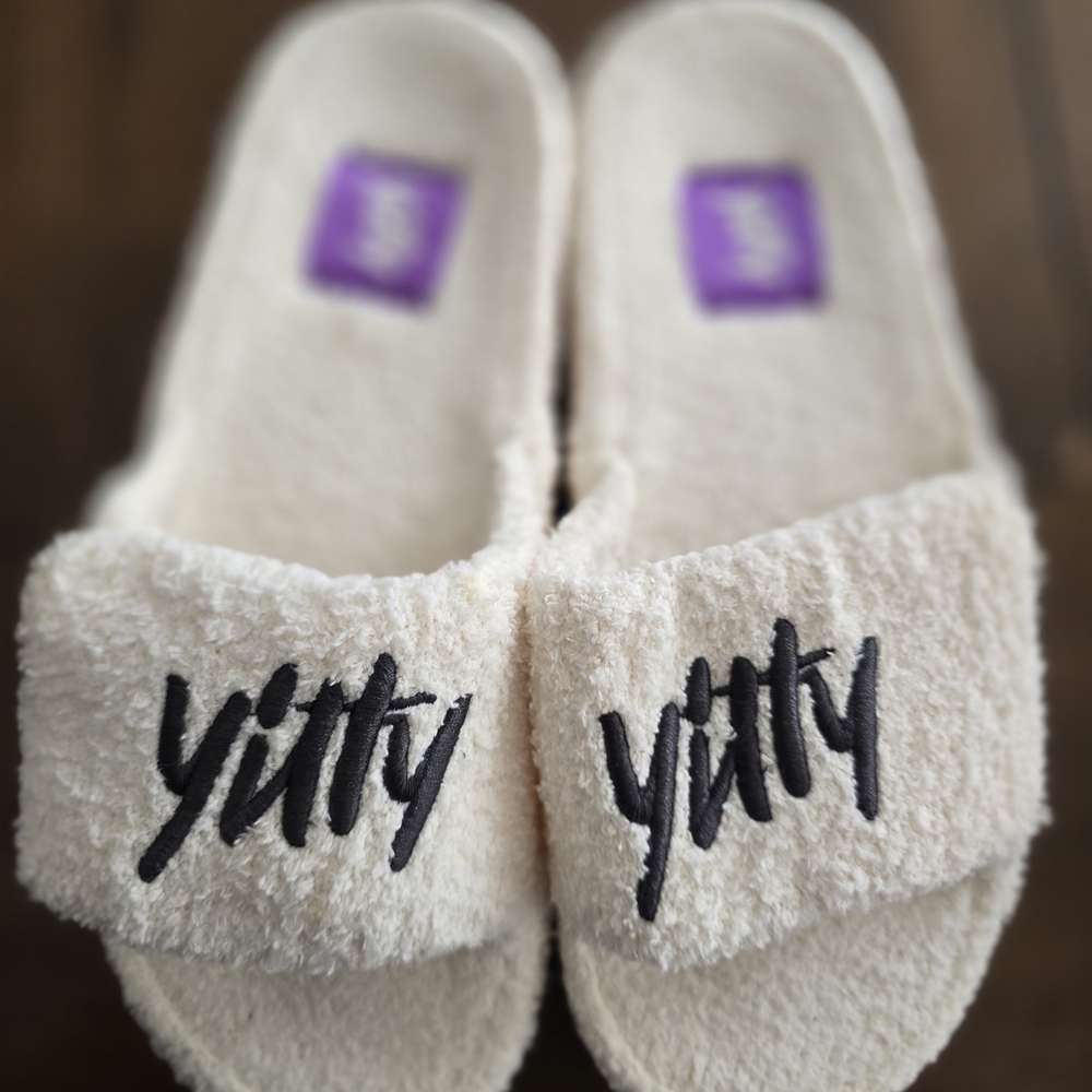 Yitty Cream Fuzzy Slides - Picture 7 of 10